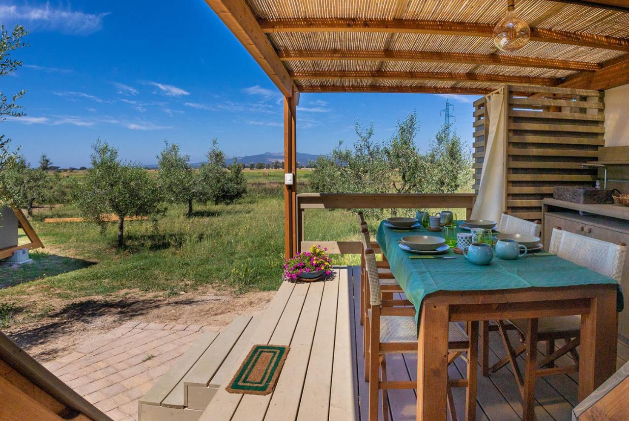 Glamping Gli Etruschi Hotel Piombino Exterior photo
