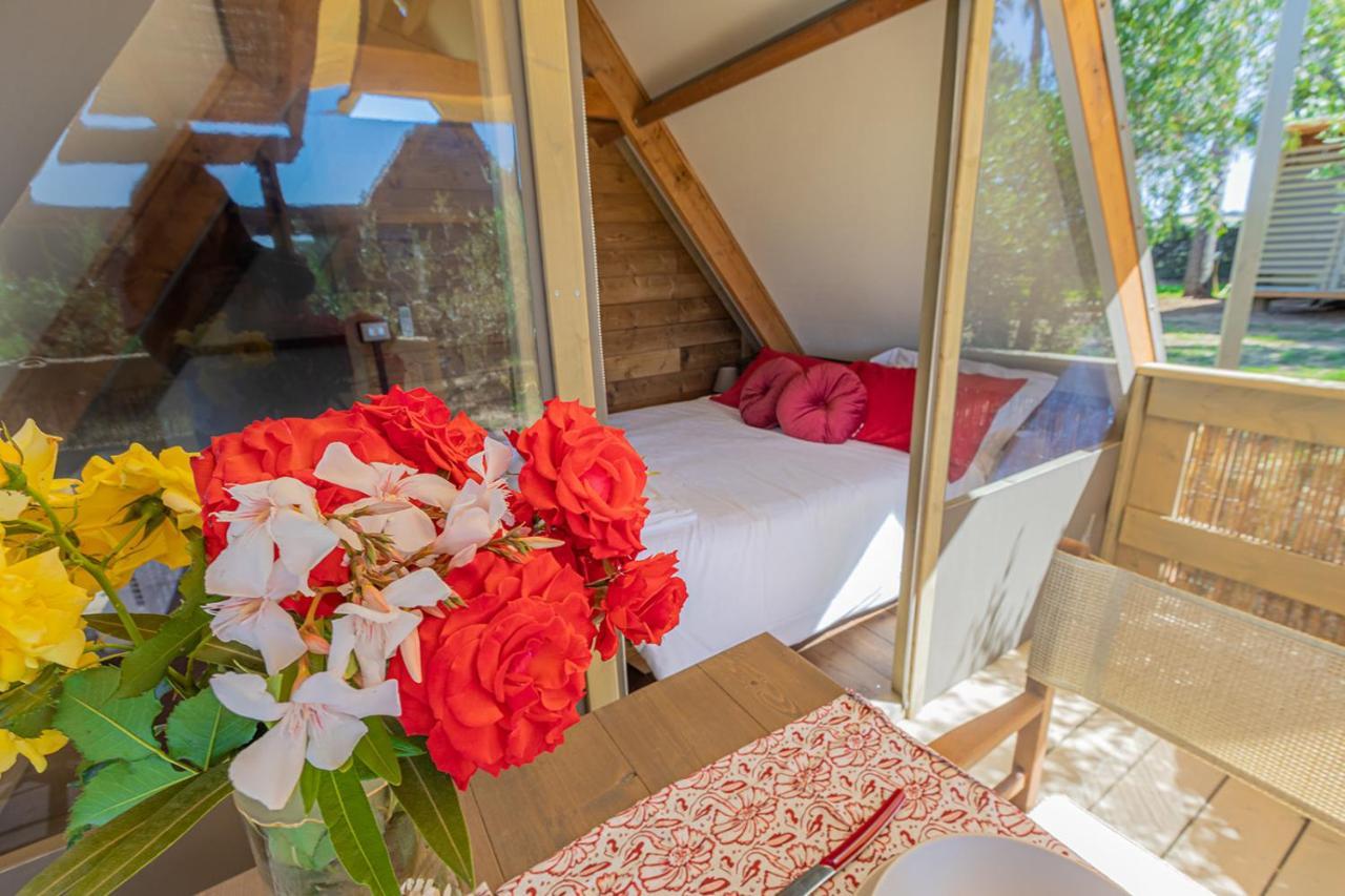 Glamping Gli Etruschi Hotel Piombino Exterior photo