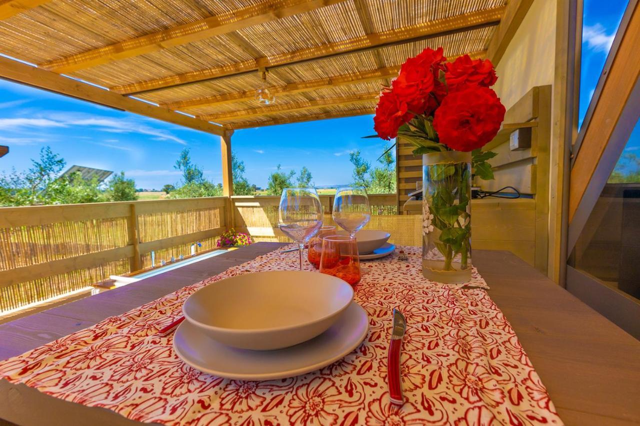 Glamping Gli Etruschi Hotel Piombino Exterior photo
