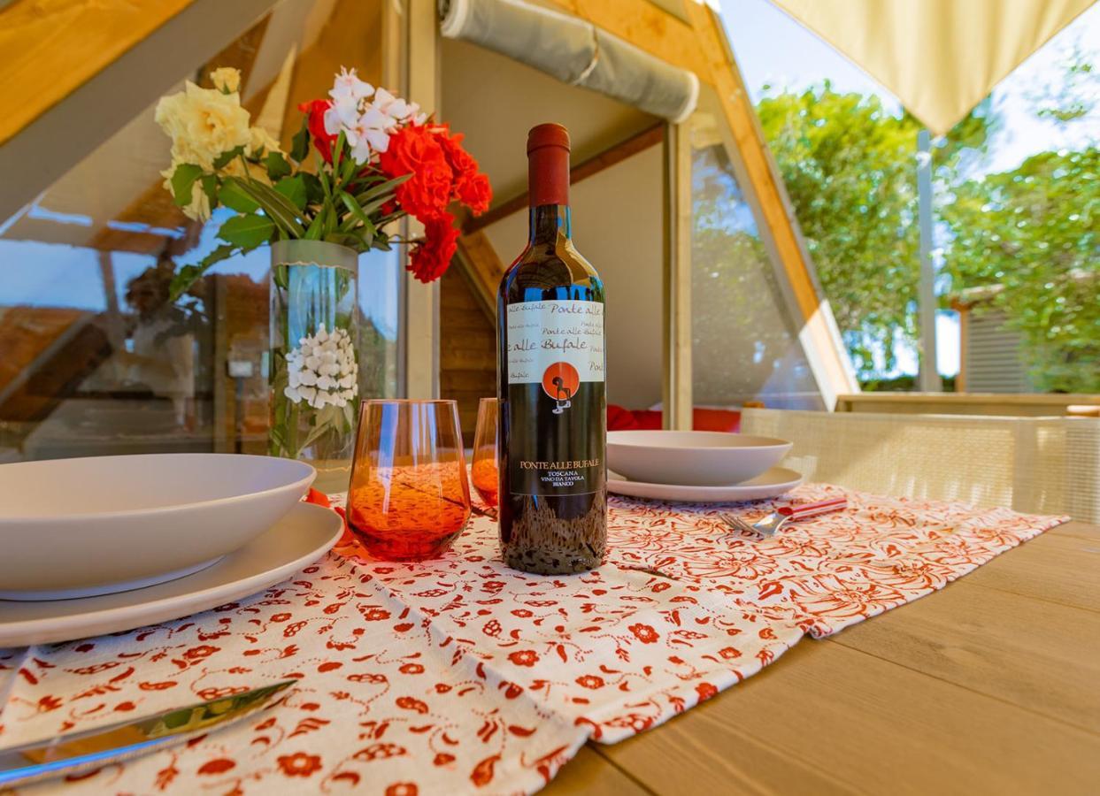 Glamping Gli Etruschi Hotel Piombino Exterior photo