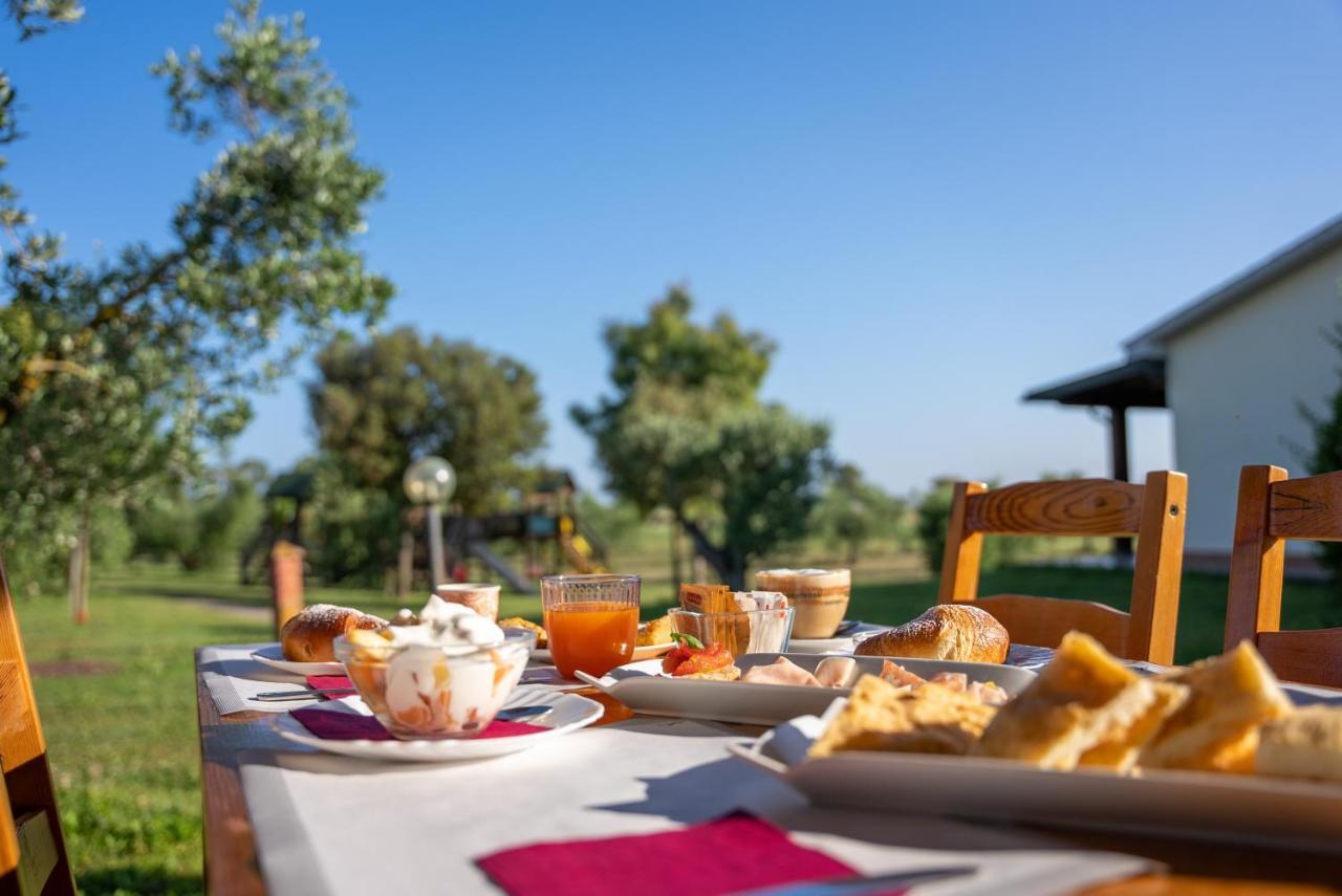 Glamping Gli Etruschi Hotel Piombino Exterior photo